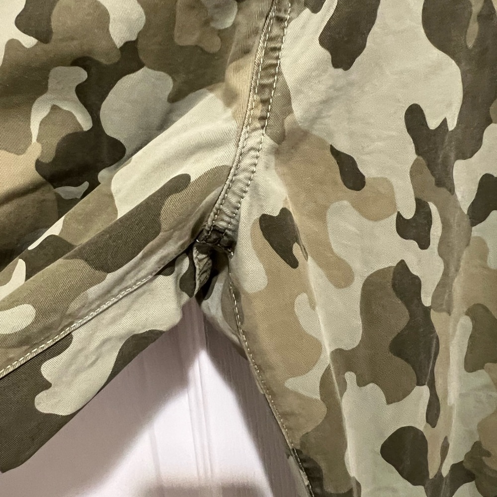 Gap Straight Khaki High Rise Camo Pants Womens Size 8 Green Chino Twill - Picture 4 of 8